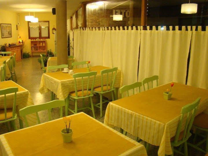 Hosteria Magnolia Villa Gesell Exterior foto